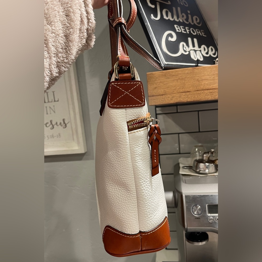 Dooney & Bourke White/Tan Pebble Leather Crossbody - Picture 5 of 13